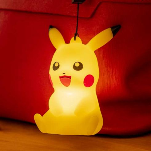 Pokemon Pikachu Light-Up Figurine